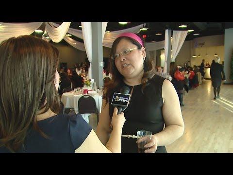 3HMONGTV NEWS: Dr. Mai True Lee is recipient of 2014 Hnub Tshiab Award.